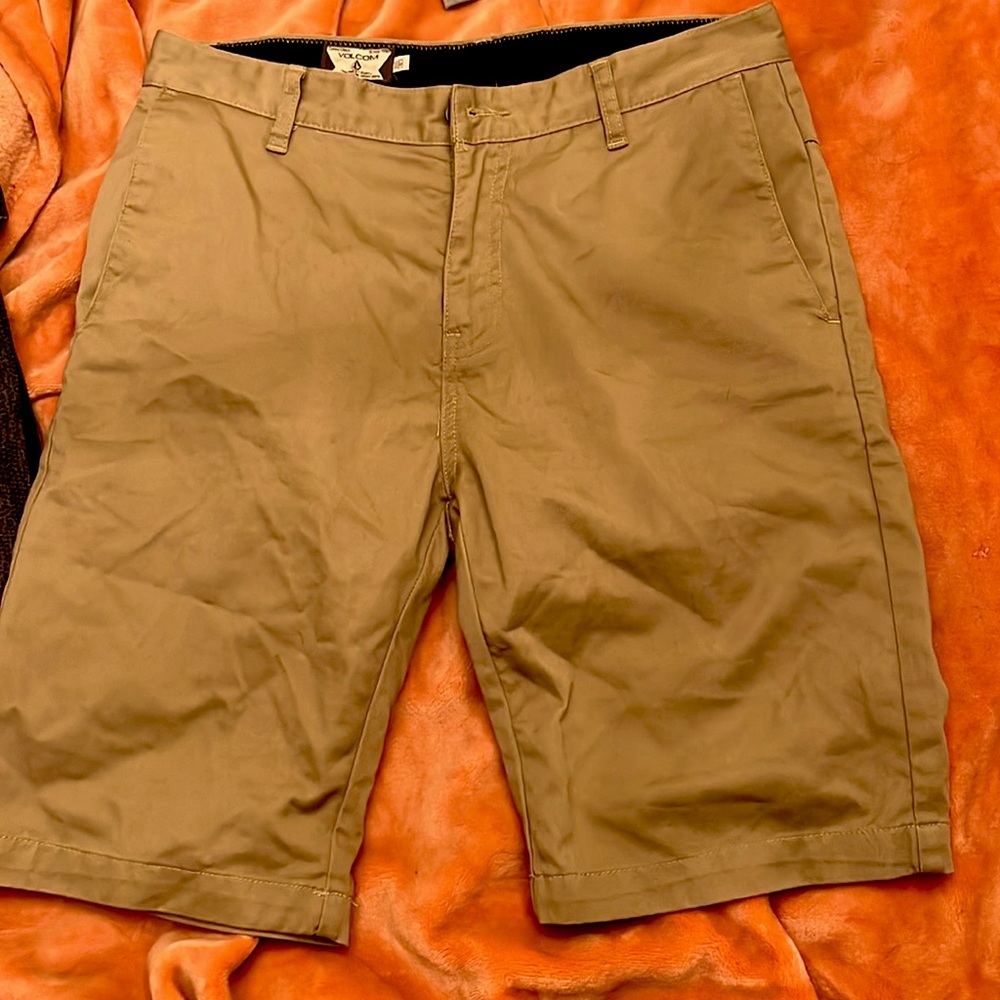 Mens khaki shorts